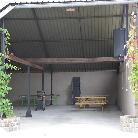 Retreat, Fernelmont *